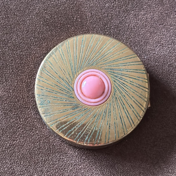 Vintage classic rough compact! - Picture 2 of 7